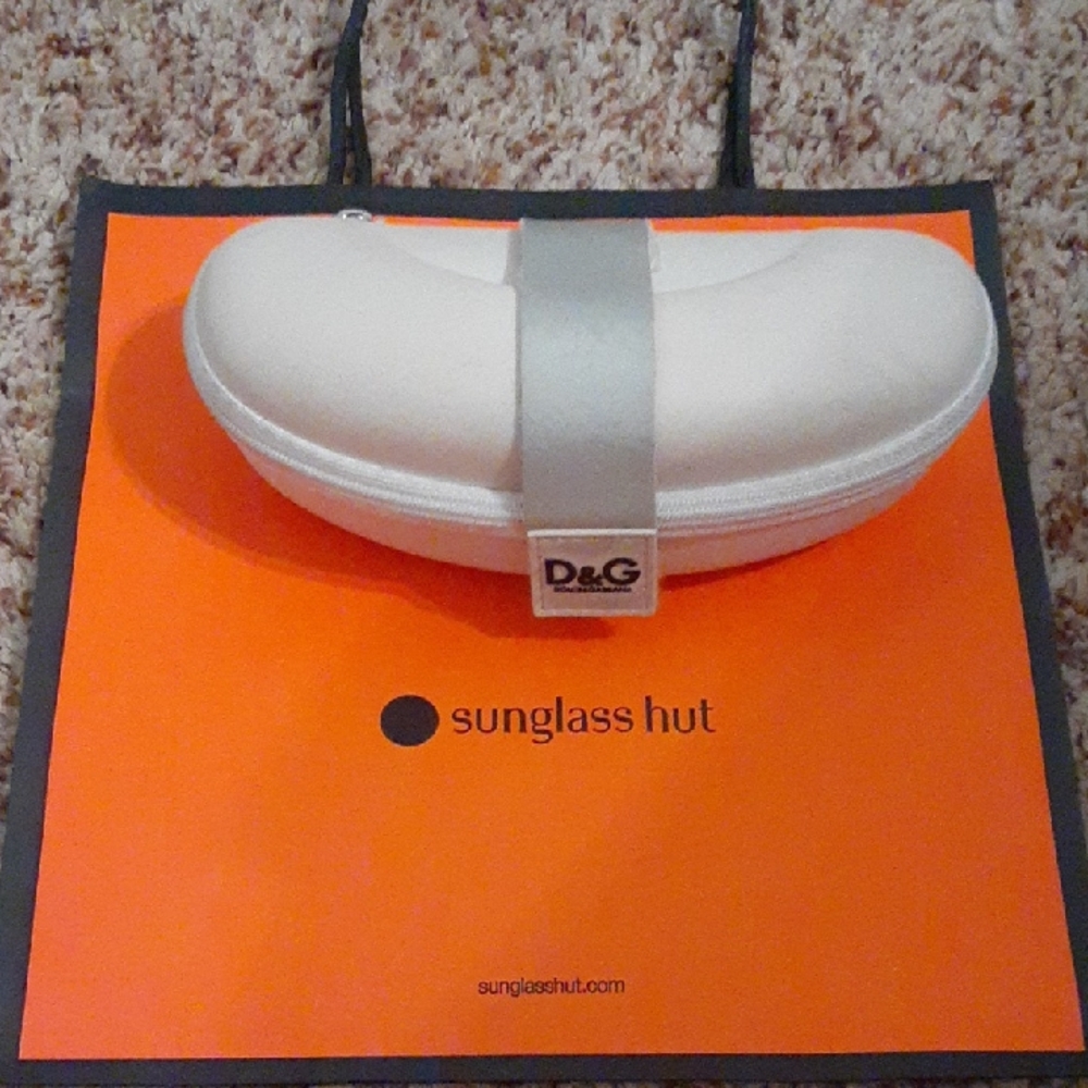 EUC! D&G Sunnies 😎